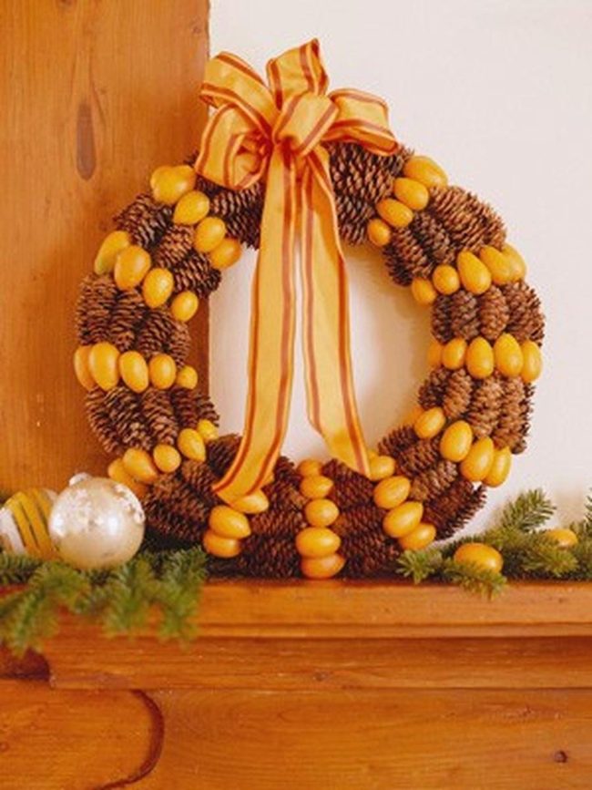 Pinecone And Yellow Wreath