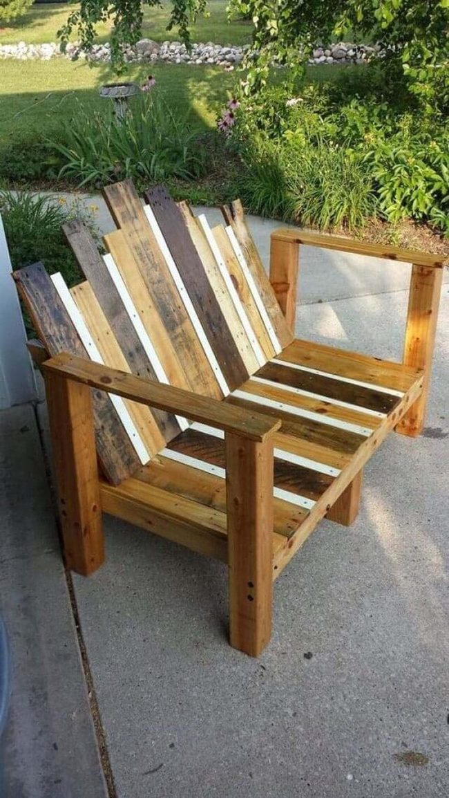Striped Beach Bench Seat