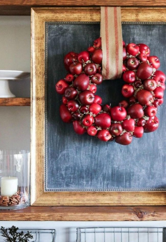 Apple Wreath Dark Chalkboard Wood