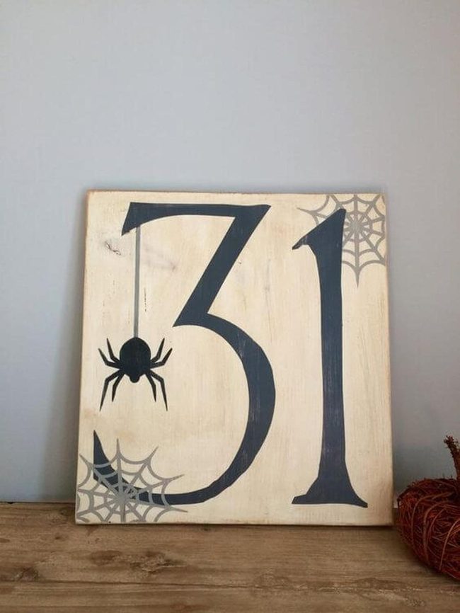 Halloween Countdown Wooden Sign Spider
