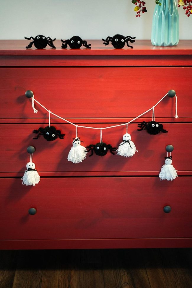 Black Spiders Dangle Wood Dresser