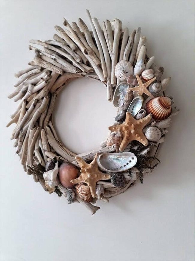 Driftwood Wreath With Shells And Starfish