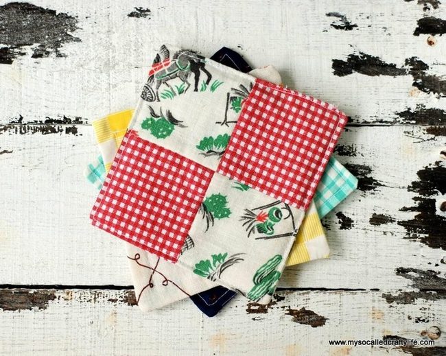 Red Checked Farmhouse Kitchen Textiles
