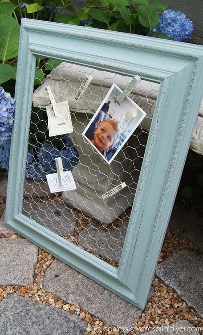 Chicken Wire Photo Frame Display