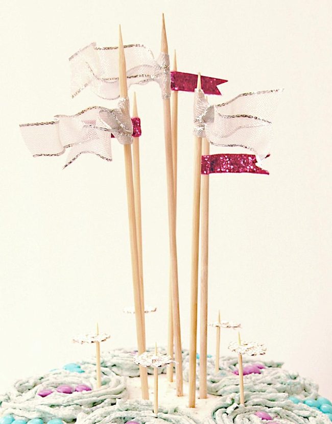Pastel Ribbon Flags Winter
