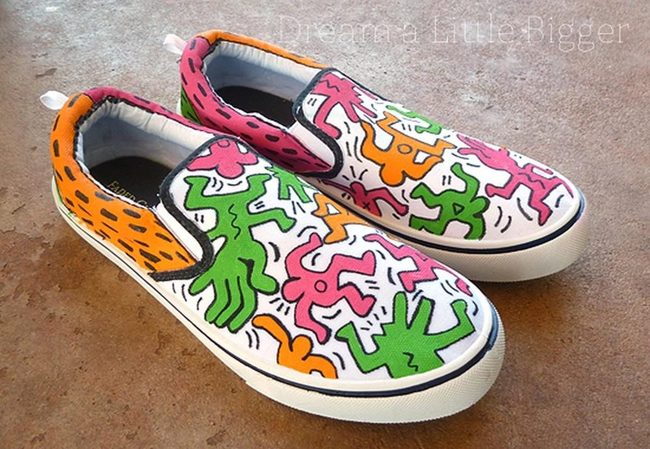 Cartoon Characters Pop Bright Shoes