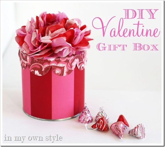Pink Striped Gift Boxes With Tissue Flowers