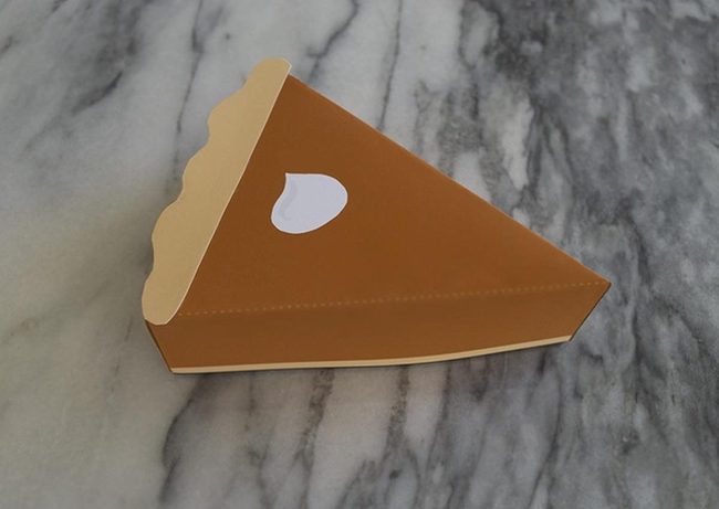 Cream-Topped Brown Pie Box