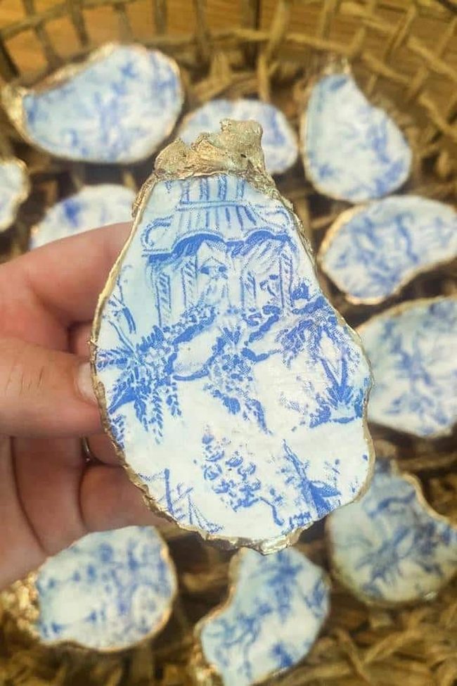 Blue White Gold Oyster Shells