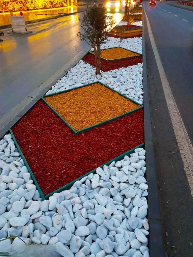 Colorful Mulch Urban Garden