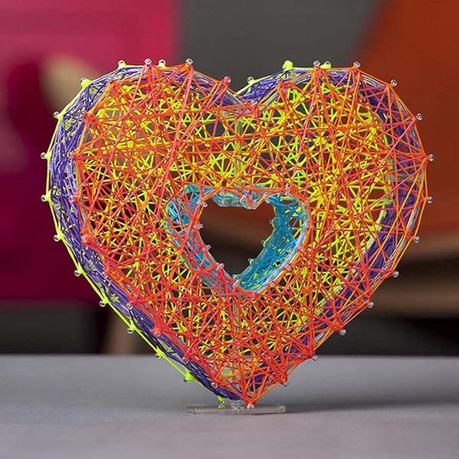 Dimensional String Heart Pop