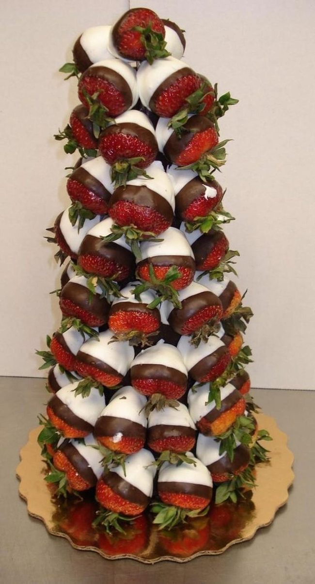 Chocolate Dipped Strawberry Tree