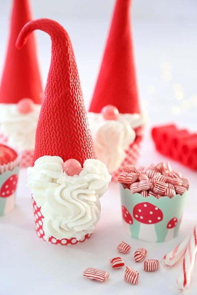 Peppermint Gnome Festive Cupcakes