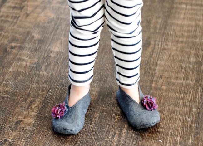 Gray Slippers Pink Blooms