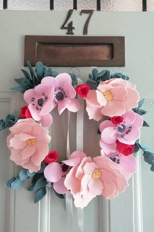 Pink Felt Flowers Welcome Guests