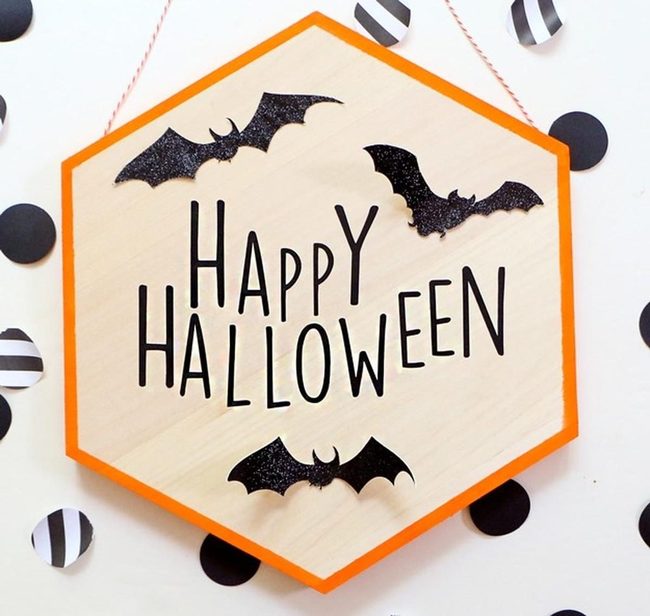 Black Glitter Bats Halloween Wood Sign