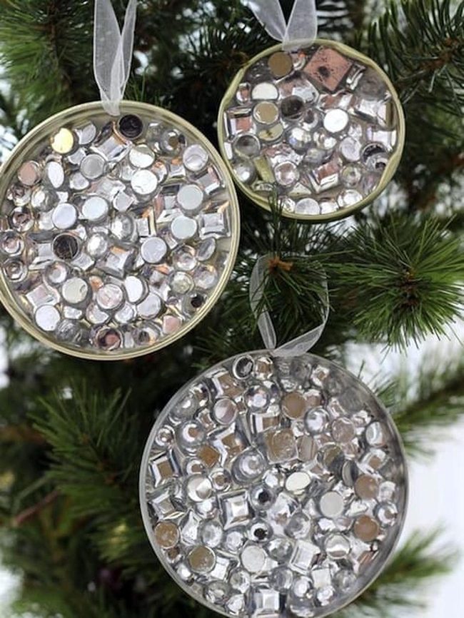 Silver Bead-Filled Glass Spheres