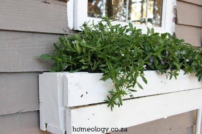 Pallet Wood Window Flowers