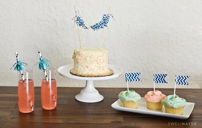 White Frosted Cakes Center Stage