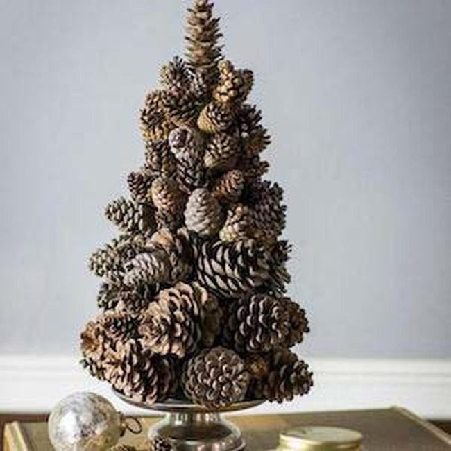 Natural Pine Cone Stacked Tree