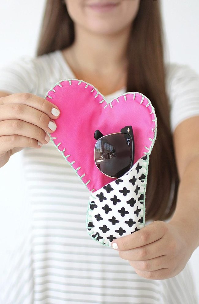 Pink Hearts Black Sunglasses Pouch