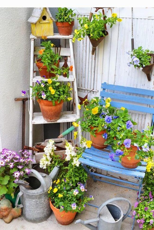Wooden Ladder Flower Tower