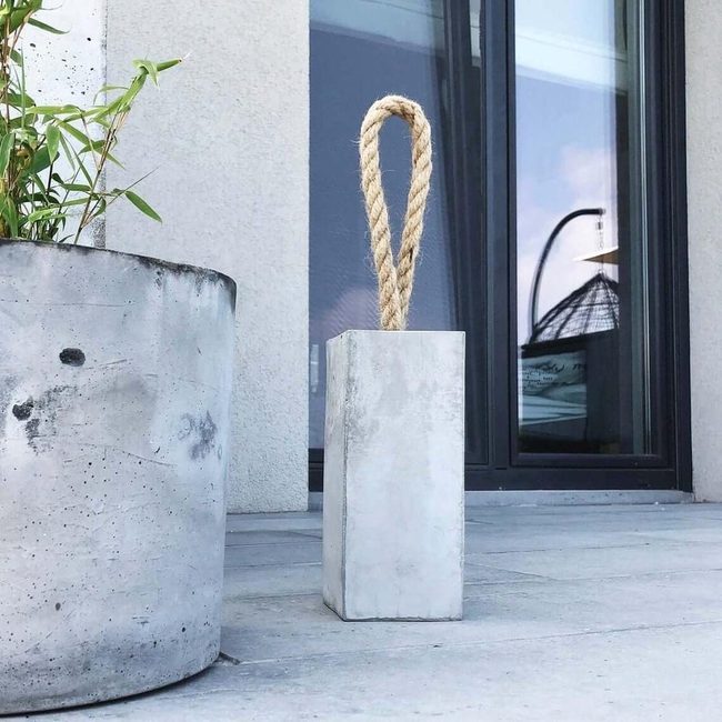 Concrete Anchor With Wrapped Rope