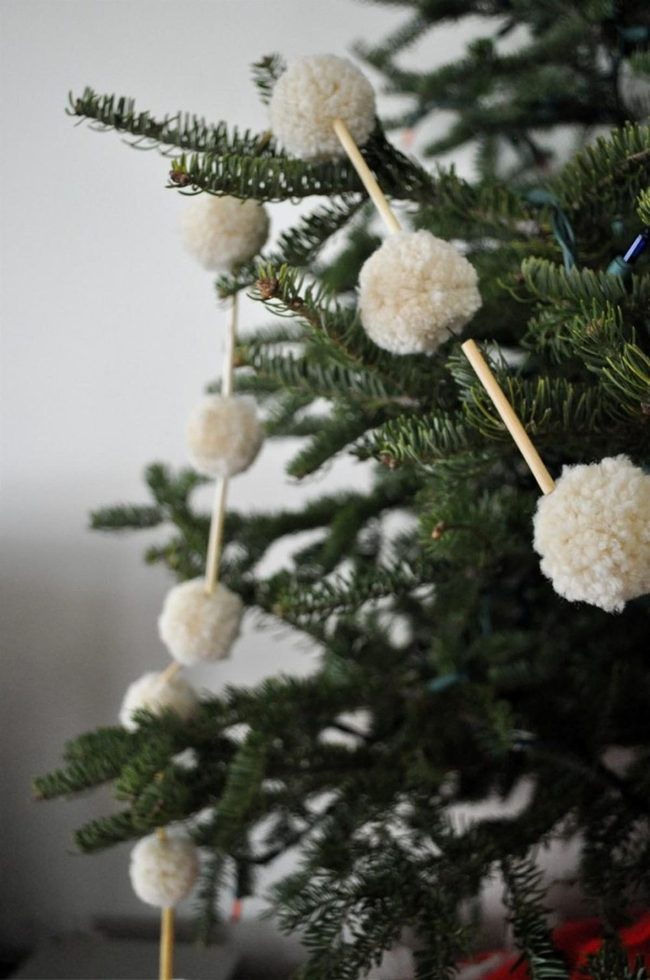 Green Pine With Cream Pom-Poms