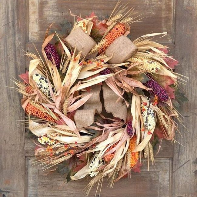Red Berry Corn Cob Wreath
