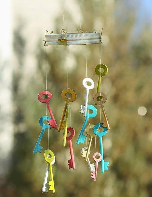 Painted Keys Wind Chime Garden