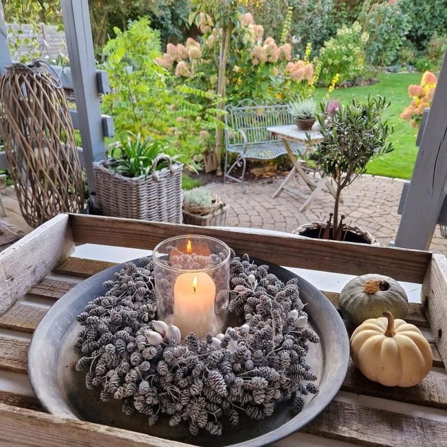 Pinecones White Candle Natural Arrangement