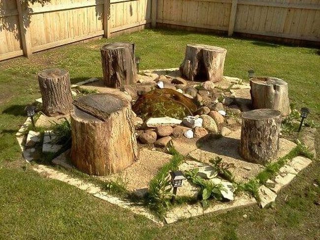 Natural Log Circle Seating