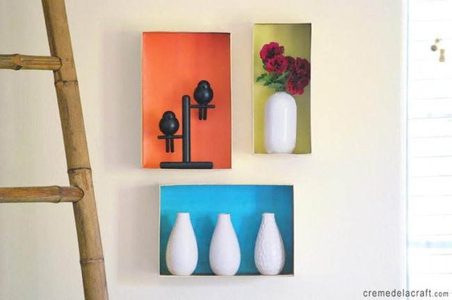 Colorful Walls, Minimal Objects