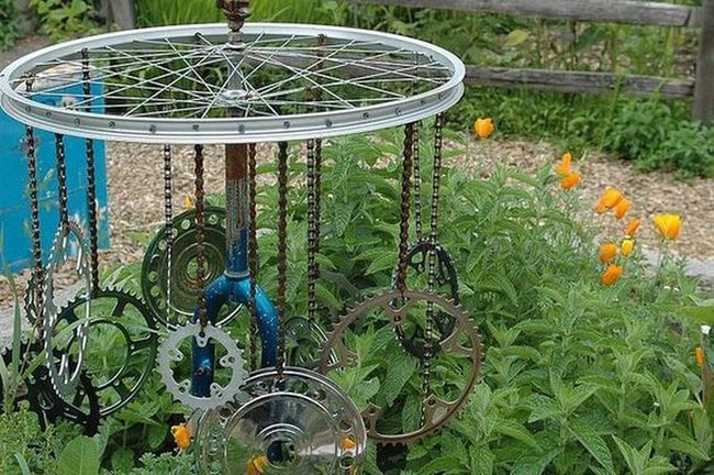 Rusty Wheels Living Plant Frames