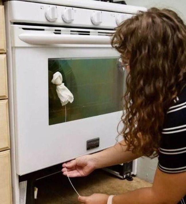 Oven Glass Between-Pane Grime Hack