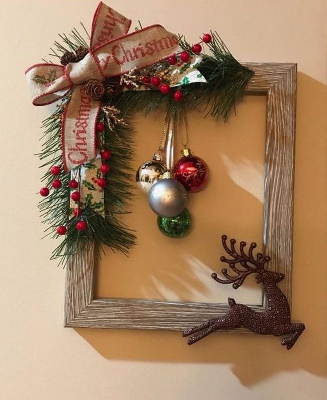Wooden Frame Pine Branches Red Baubles