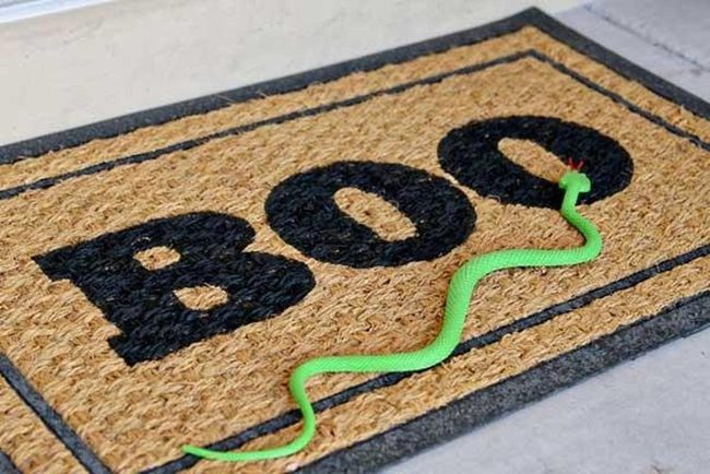 Black Boo Letters Green Snake Eyes