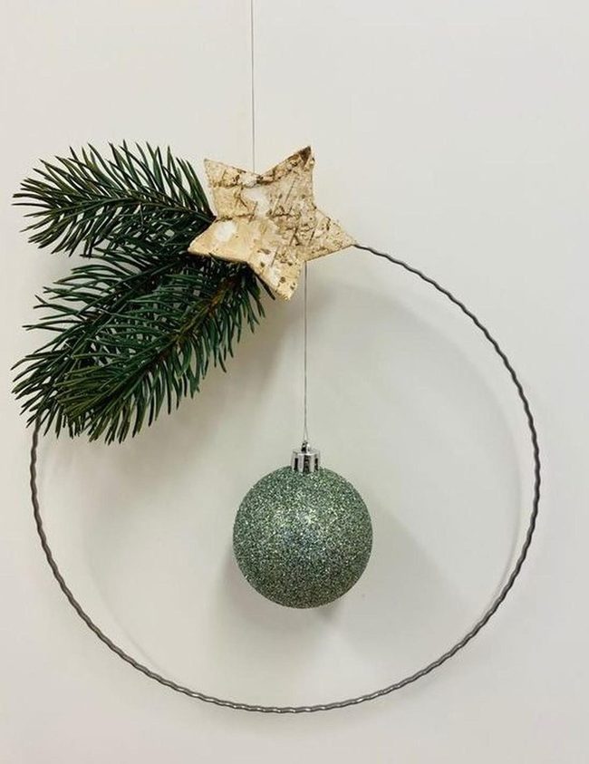 Emerald Glitter Spheres With Natural Stars