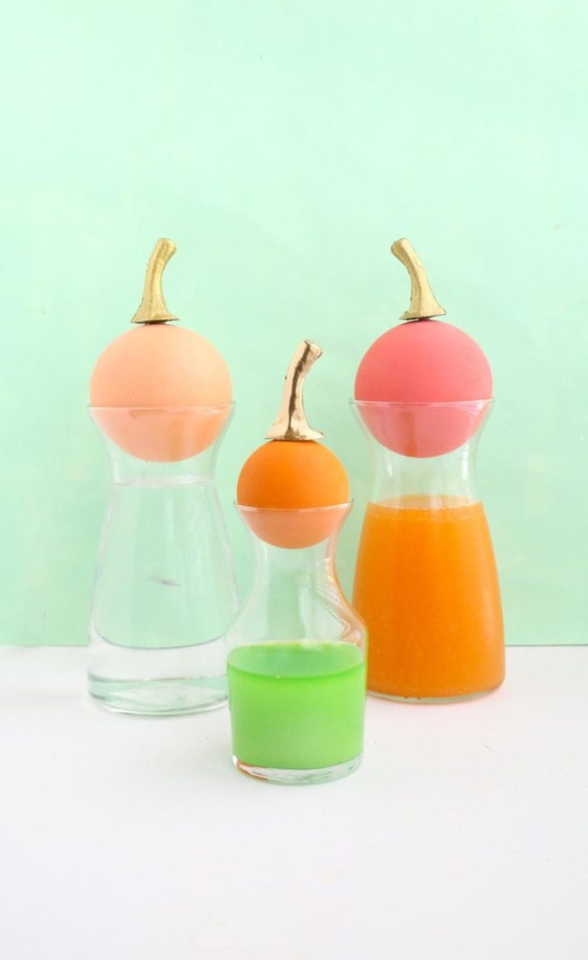 Fruit-Topped Glass Bottles Mint Wall