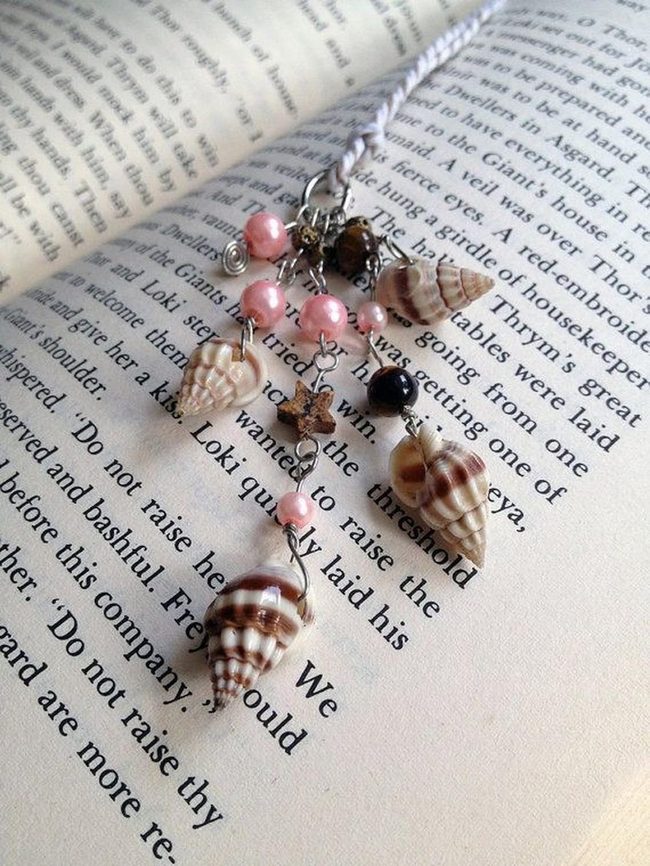 Ocean Shell Page Keeper