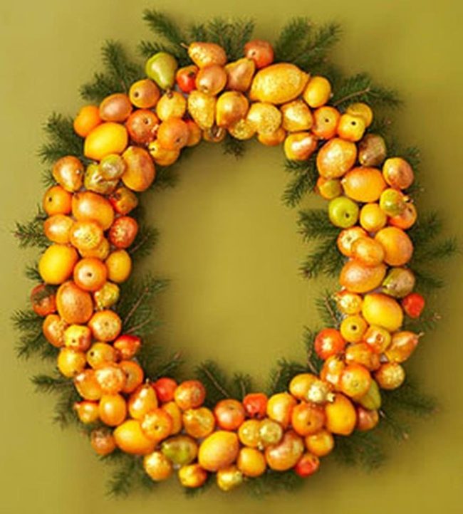 Autumn Fruit Wreath Burst