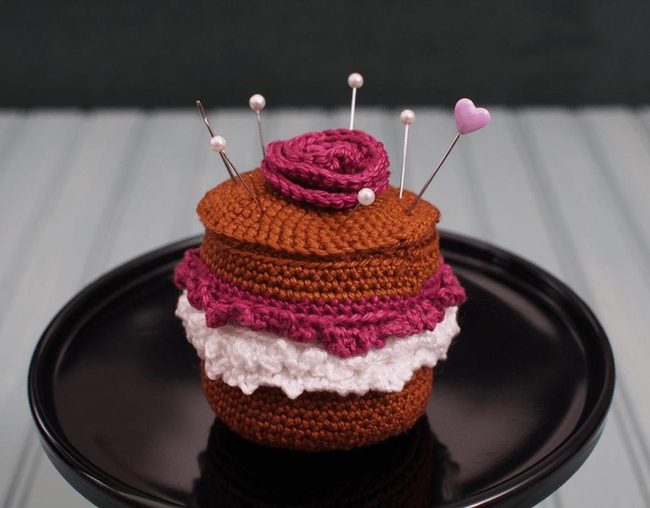 Yarn Frosted Thread Confections