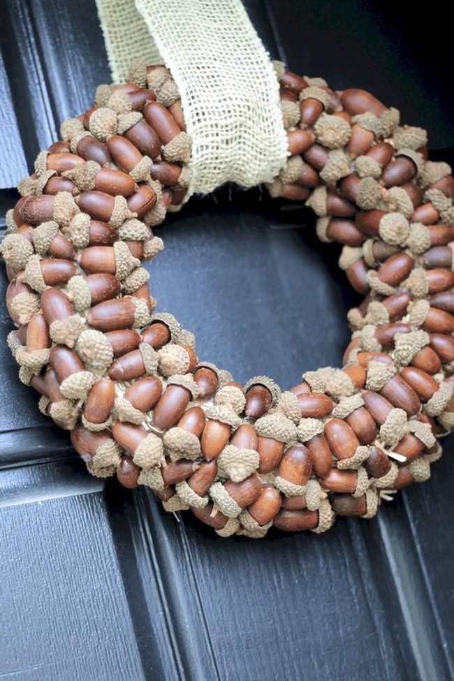 Brown Acorn Wreaths Natural Texture