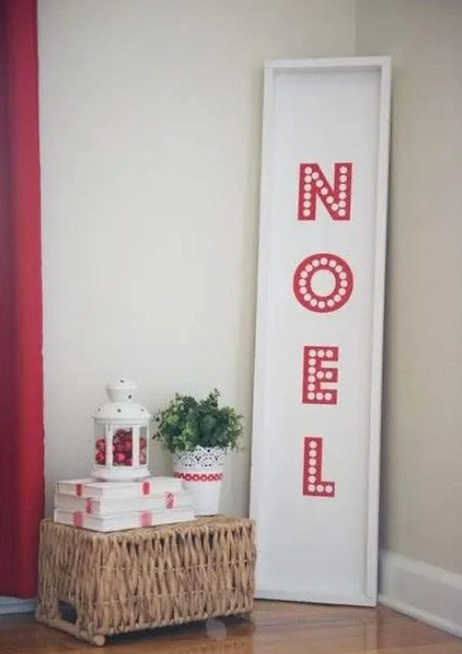 White Lantern Red Ornament Display