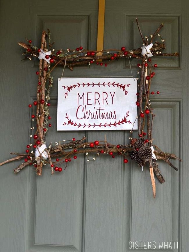Evergreen Branches Pine Cone Wreath