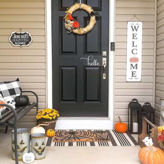 Black Door Halloween Skull Display