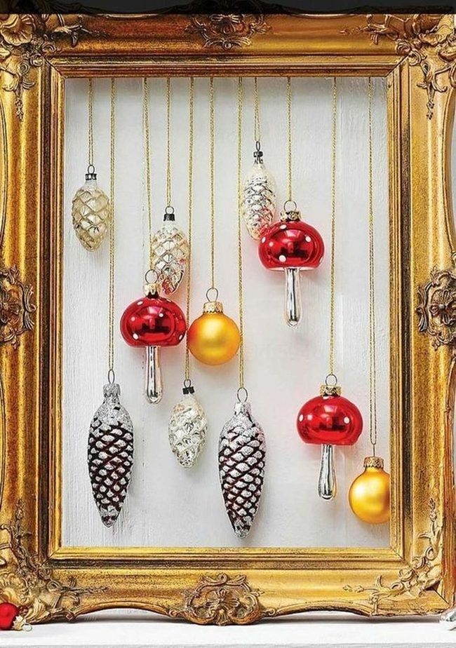 Golden Ornaments Red Mushroom Glow