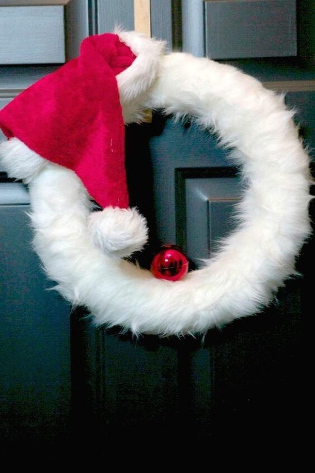 Fluffy White Wreath Red Nose