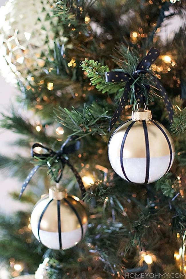 Black Gold White Ornaments