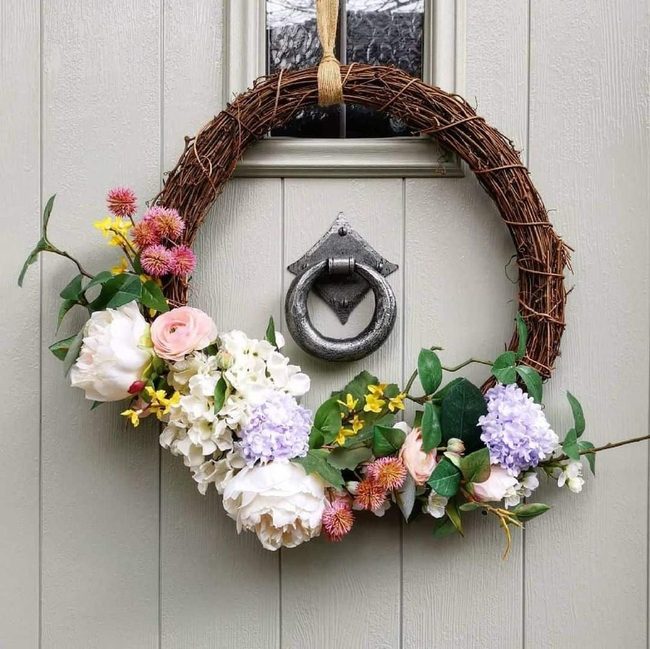 Cheerful Blooms Gray Door